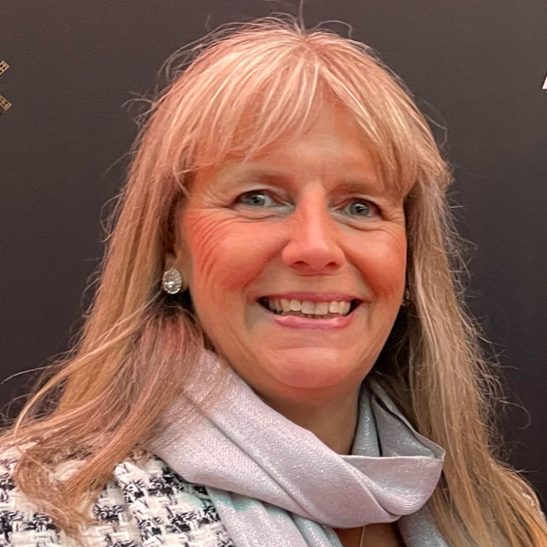 photo of Amanda Hibberd